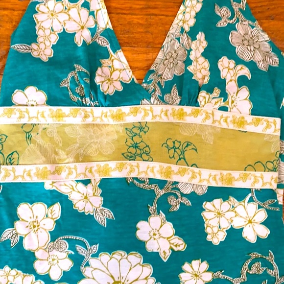 Flowered Halter Top - Picture 2 of 4